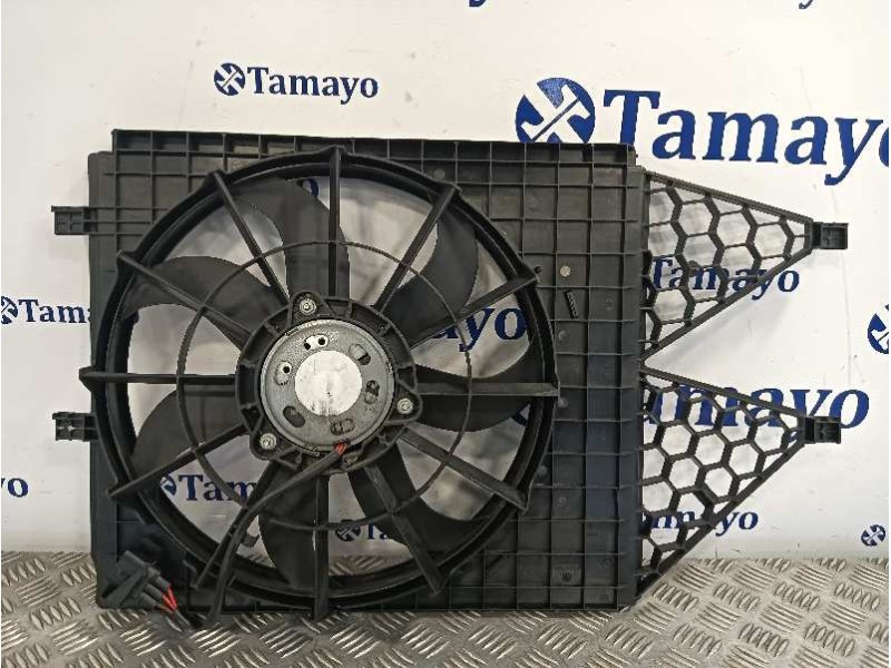 Recambio de electroventilador para volkswagen polo berlina (6n2) referencia OEM IAM 6R0121207A  