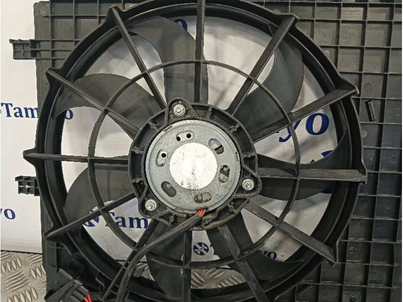 Recambio de electroventilador para volkswagen polo berlina (6n2) referencia OEM IAM 6R0121207A  