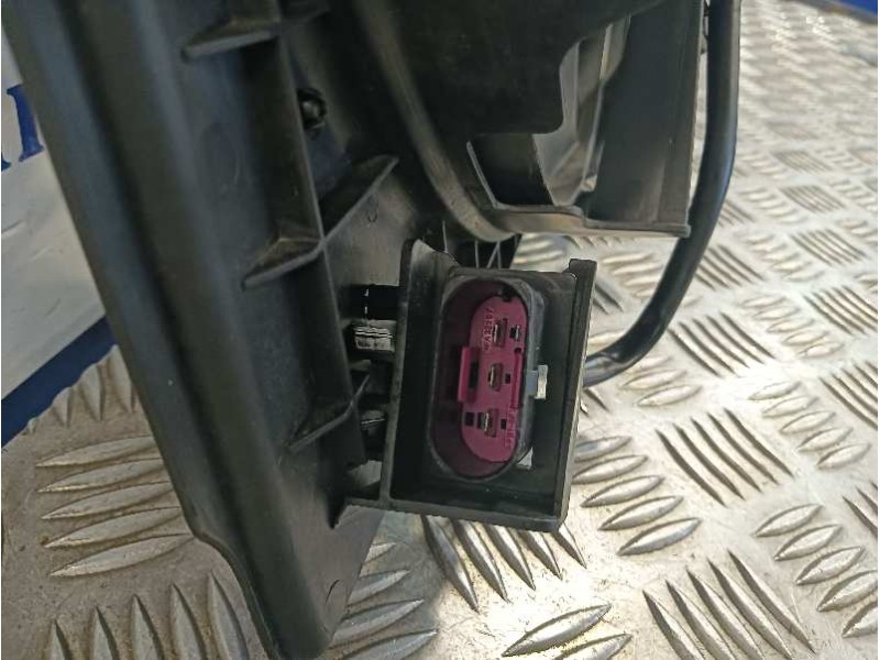 Recambio de electroventilador para volkswagen polo berlina (6n2) referencia OEM IAM 6R0121207A  