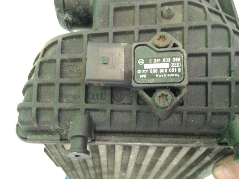 Recambio de intercooler para audi a4 avant (8e) 2.5 v6 24v tdi referencia OEM IAM   