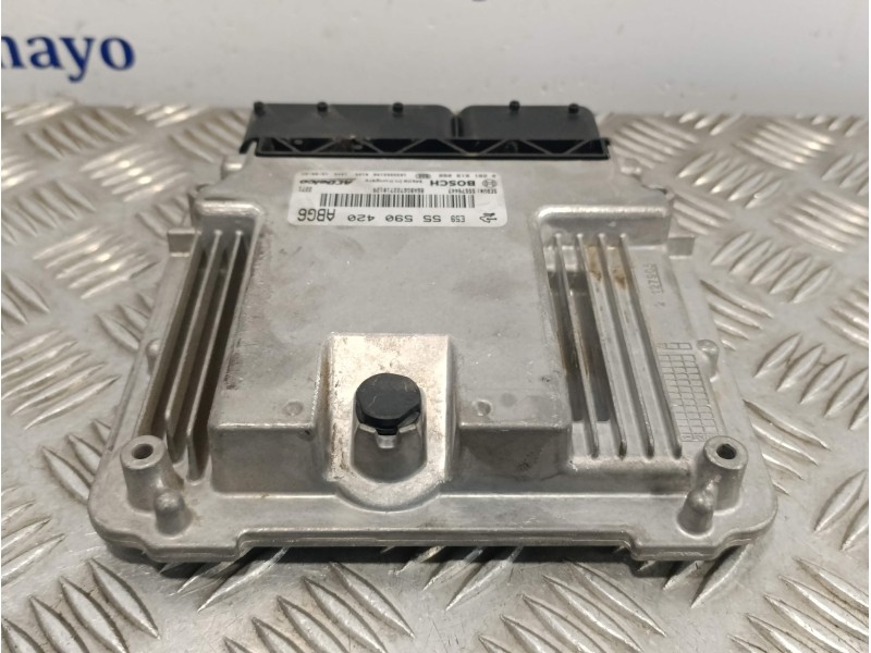 Recambio de centralita motor uce para opel zafira tourer referencia OEM IAM 0281019088 55579447 E5955590420