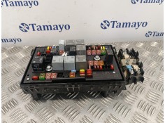 Recambio de caja reles / fusibles para opel zafira tourer referencia OEM IAM 13368644  1110131AA 2