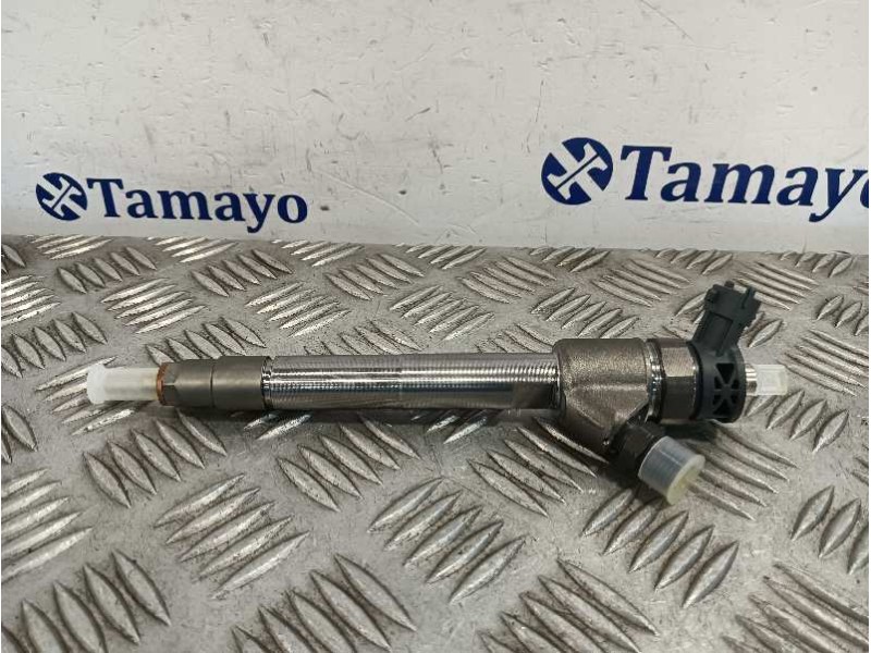 Recambio de inyector para peugeot 5008 referencia OEM IAM 9828959880  