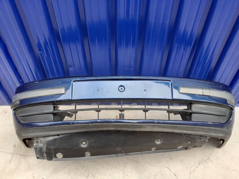 Recambio de paragolpes delantero para renault laguna ii grandtour (kg0) referencia OEM IAM   