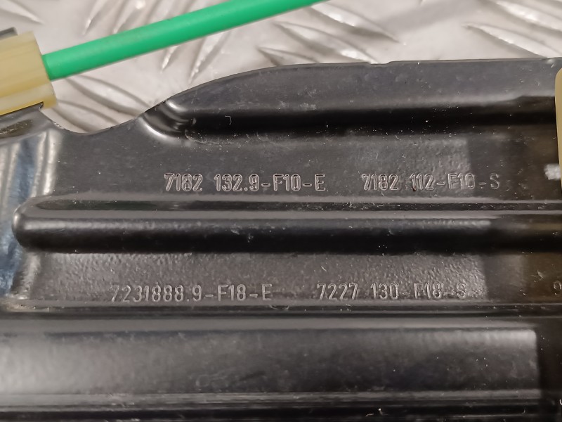 Recambio de elevalunas delantero derecho para bmw serie 5 lim. (f10) referencia OEM IAM 7182112F10S 942889100 72318889F18E