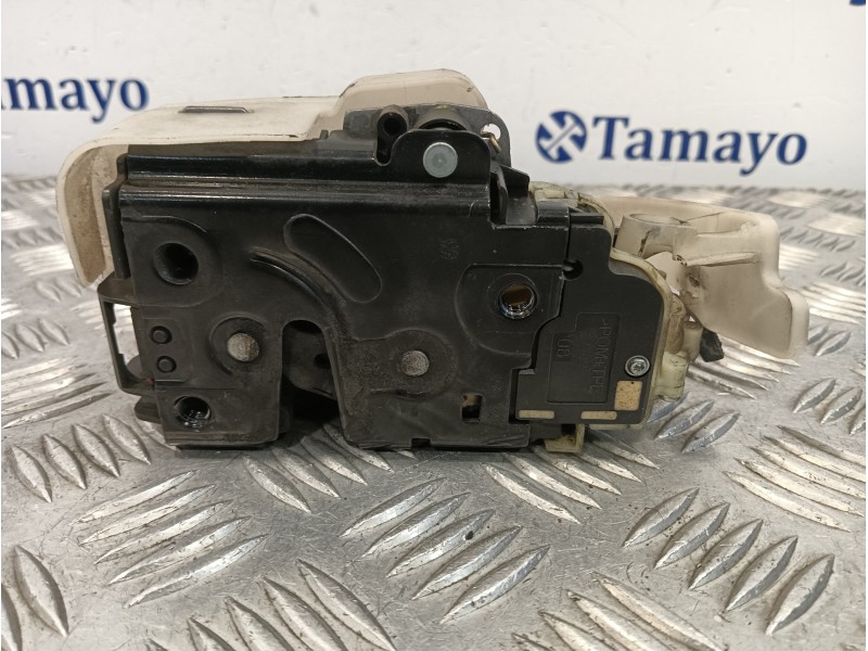 Recambio de cerradura puerta delantera izquierda para volkswagen t5 transporter (7e) 2.0 tdi referencia OEM IAM 3B1837015BC  