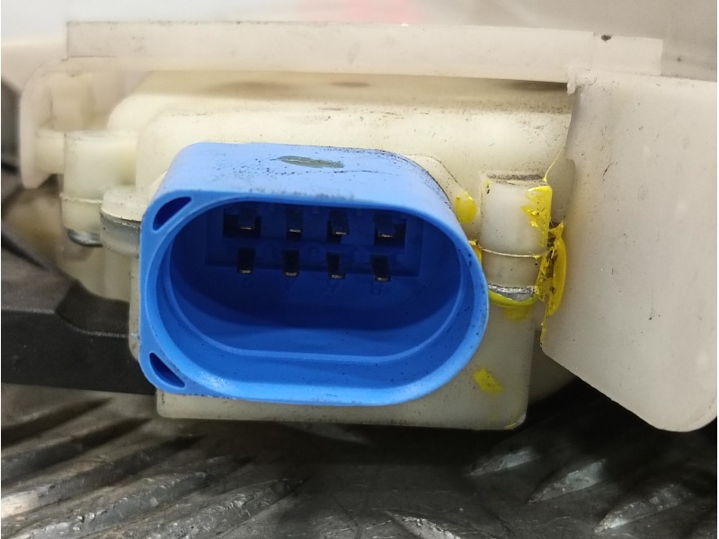 Recambio de cerradura puerta delantera izquierda para volkswagen t5 transporter (7e) 2.0 tdi referencia OEM IAM 3B1837015BC  