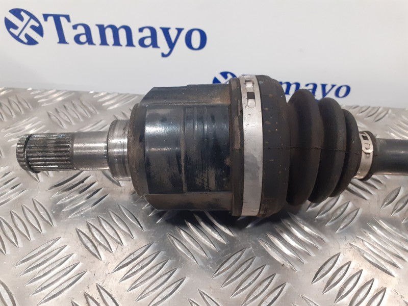 Recambio de transmision delantera izquierda para kia sportage 1.6 cat referencia OEM IAM 495002Y830  