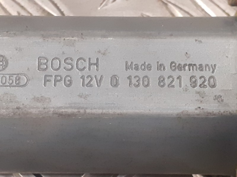 Recambio de motor elevalunas delantero derecho para mercedes-benz vaneo (w414) furgoneta compacta 1.7 turbodiesel cat referencia