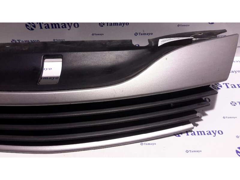 Recambio de rejilla paragolpes delantero para renault laguna ii grandtour (kg0) referencia OEM IAM   