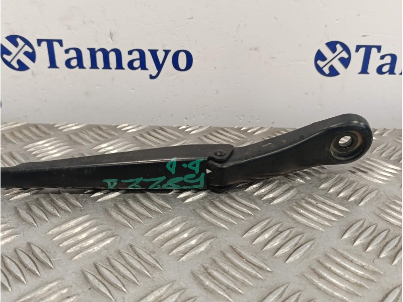 Recambio de brazo limpia delantero derecho para opel zafira tourer referencia OEM IAM 20812594  