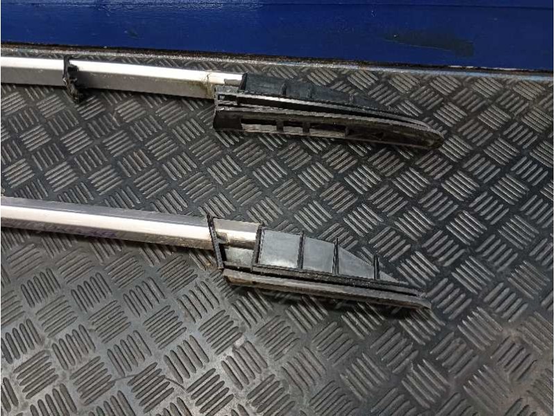 Recambio de barras techo para peugeot partner kombi referencia OEM IAM 95802G04  9682983680