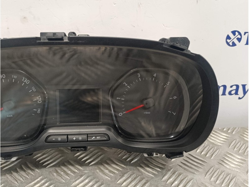 Recambio de cuadro instrumentos para toyota proace referencia OEM IAM 9822469880  
