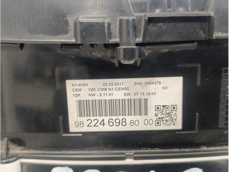 Recambio de cuadro instrumentos para toyota proace referencia OEM IAM 9822469880  