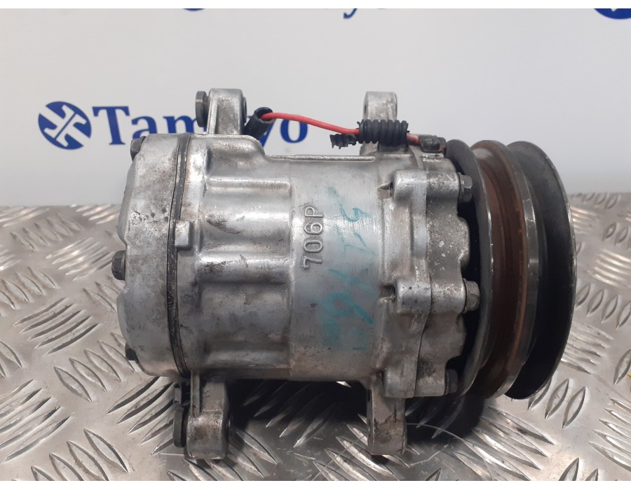 Recambio de compresor aire acondicionado para opel corsa b 1.7 diesel referencia OEM IAM SD7B107170  