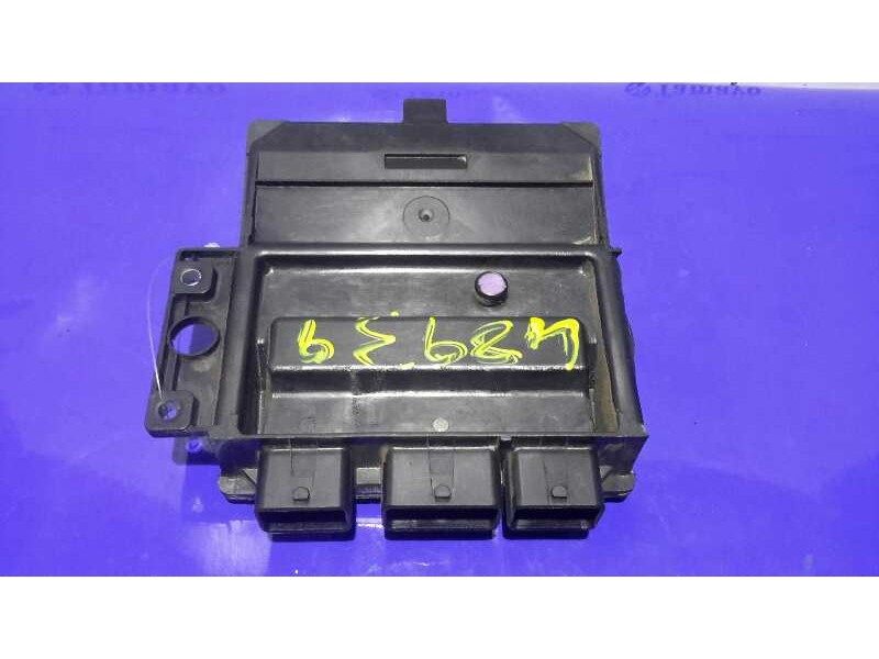Recambio de centralita motor uce para renault megane ii berlina 5p referencia OEM IAM 8200334419 R0410B024B 8200374152