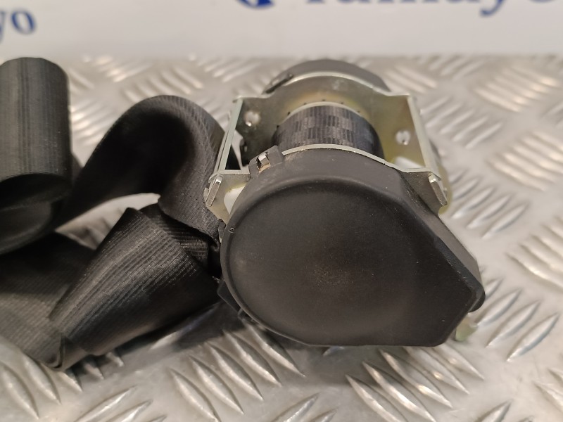 Recambio de cinturon seguridad trasero derecho para peugeot 207 cc 1.6 16v referencia OEM IAM   
