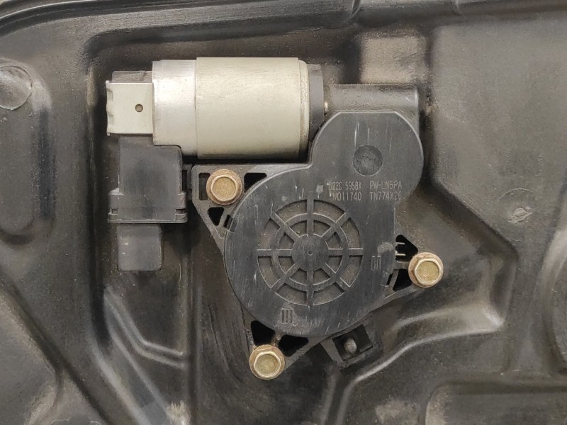 Recambio de elevalunas delantero derecho para mazda rx-8 (se) 1.3 wankel cat referencia OEM IAM F15297XB  