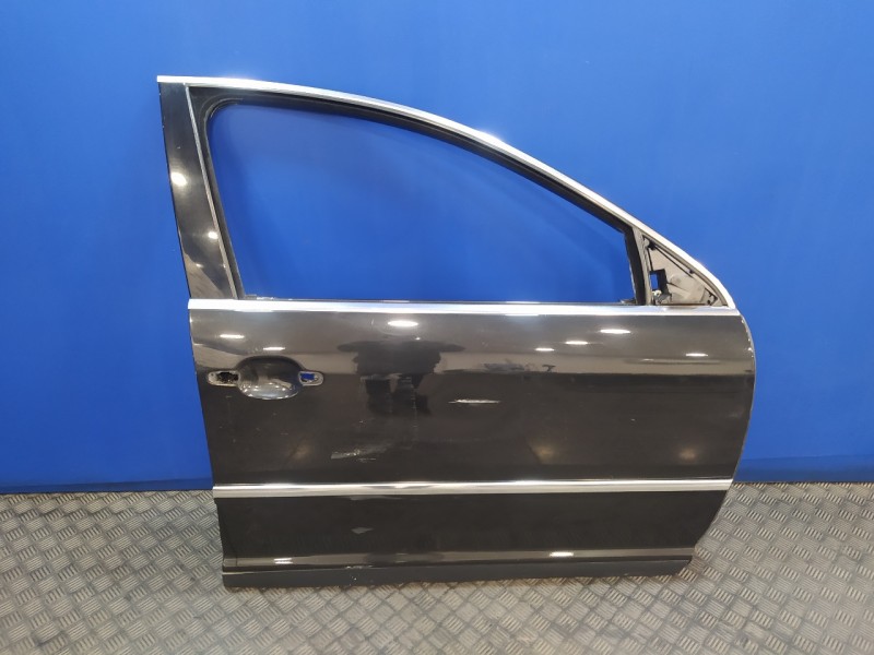 Recambio de puerta delantera derecha para volkswagen phaeton (3d2/3d8) tdi v6 4motion (5 asientos) referencia OEM IAM   