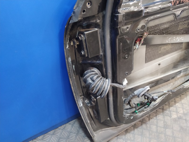 Recambio de puerta delantera derecha para volkswagen phaeton (3d2/3d8) tdi v6 4motion (5 asientos) referencia OEM IAM   