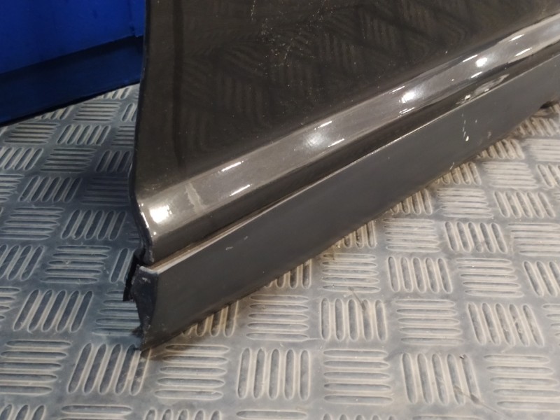 Recambio de puerta delantera derecha para volkswagen phaeton (3d2/3d8) tdi v6 4motion (5 asientos) referencia OEM IAM   