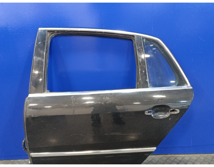 Recambio de puerta trasera izquierda para volkswagen phaeton (3d2/3d8) tdi v6 4motion (5 asientos) referencia OEM IAM   