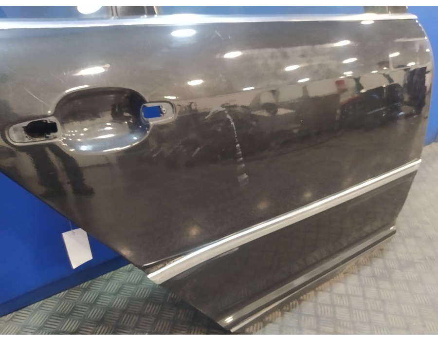 Recambio de puerta trasera derecha para volkswagen phaeton (3d2/3d8) tdi v6 4motion (5 asientos) referencia OEM IAM   