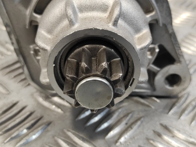 Recambio de motor arranque para volkswagen touareg (7la) 2.5 tdi referencia OEM IAM F4322460  