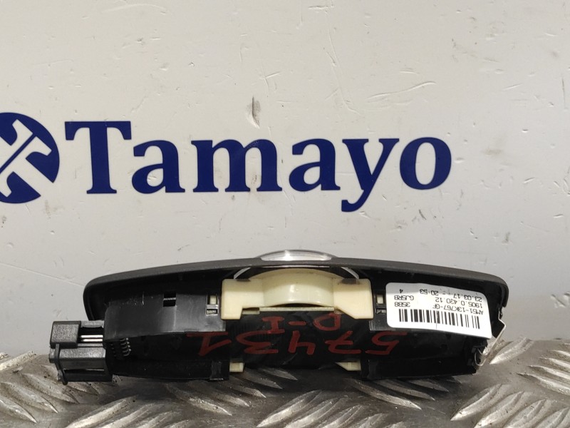 Recambio de luz interior para ford focus lim. black&red referencia OEM IAM AM5113K767GF  