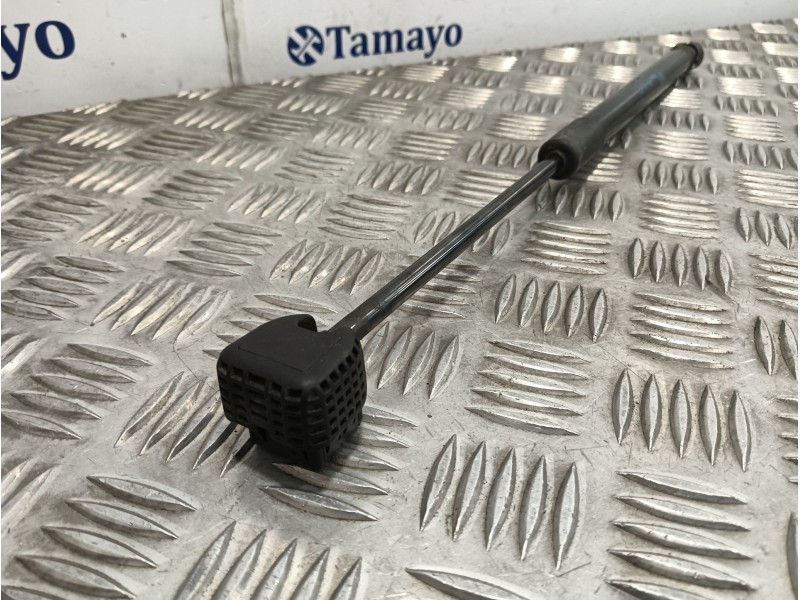 Recambio de amortiguadores capo para opel zafira tourer referencia OEM IAM 13395287  315005777