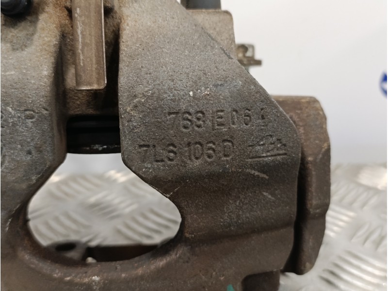 Recambio de pinza freno delantera derecha para volkswagen touareg (7la) 2.5 tdi referencia OEM IAM 7L6105D  768E064