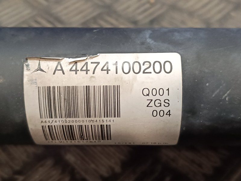 Recambio de transmision central para mercedes-benz vito tourer (447) 2.1 cdi cat referencia OEM IAM A4474100200  