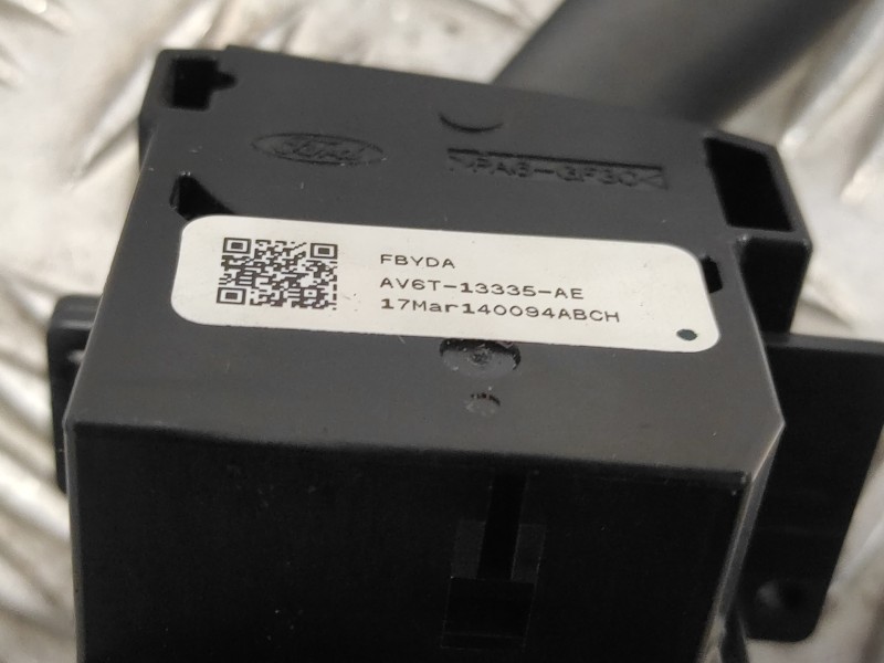 Recambio de mando intermitentes para ford focus lim. black&red referencia OEM IAM AV6T13335AE  