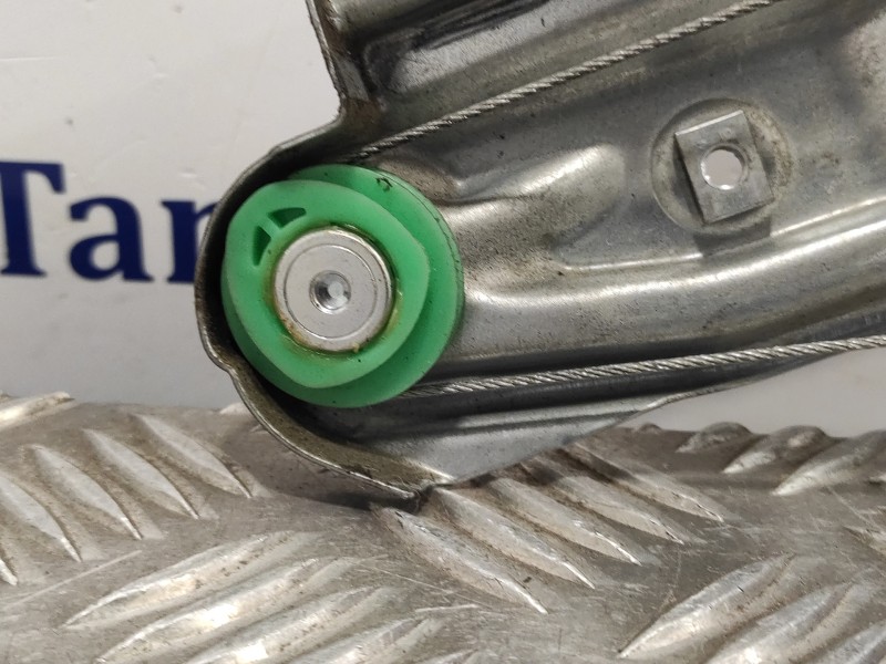 Recambio de elevalunas trasero derecho para ford focus lim. black&red referencia OEM IAM BM51A27000BE  