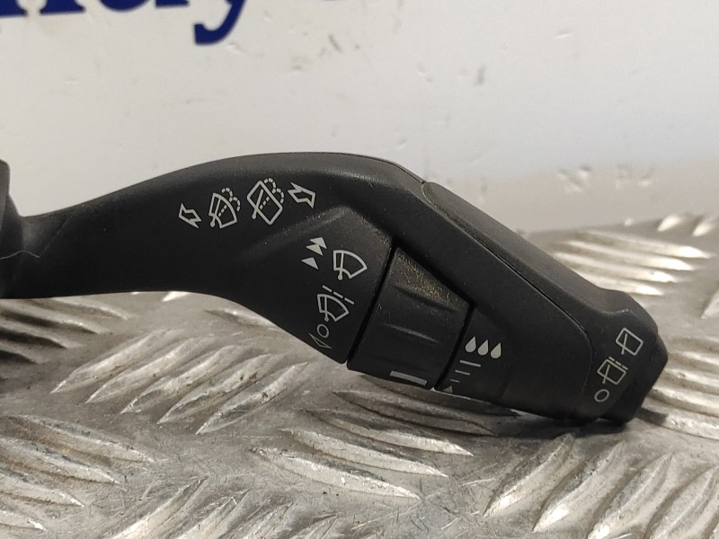 Recambio de mando limpia para ford focus lim. black&red referencia OEM IAM F1ET17A553BA  