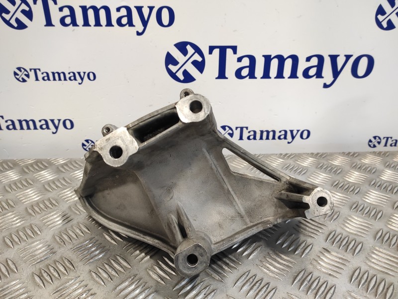 Recambio de soporte cambio para volkswagen touareg (7la) 2.5 tdi referencia OEM IAM 070199307A  