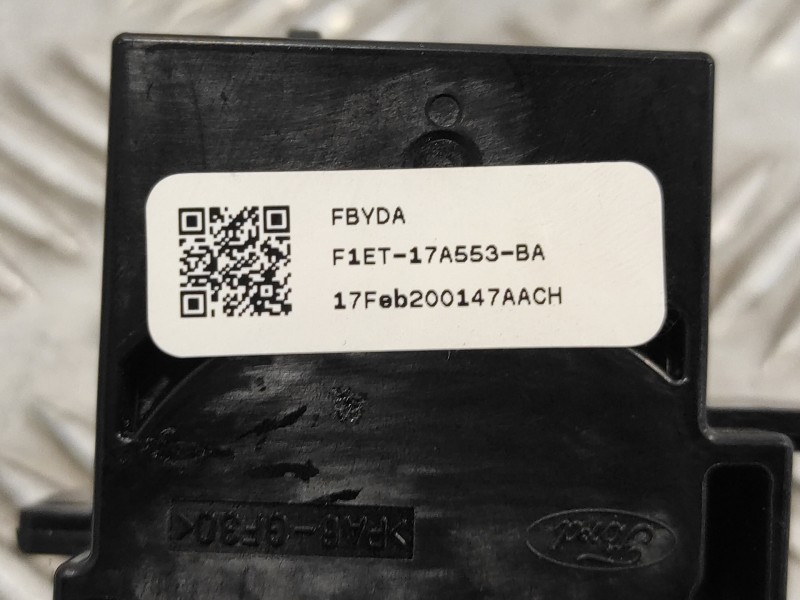 Recambio de mando limpia para ford focus lim. black&red referencia OEM IAM F1ET17A553BA  