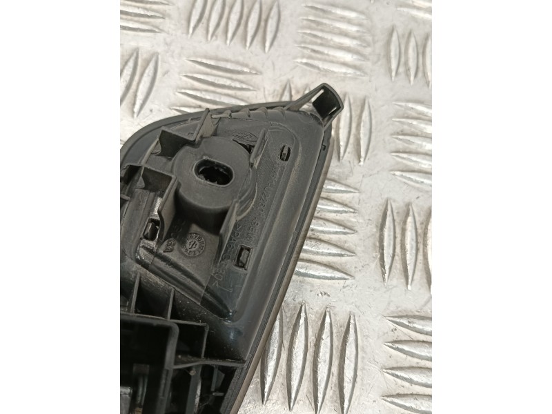 Recambio de maneta interior trasera izquierda para ford focus lim. black&red referencia OEM IAM AM51U22601BEW  