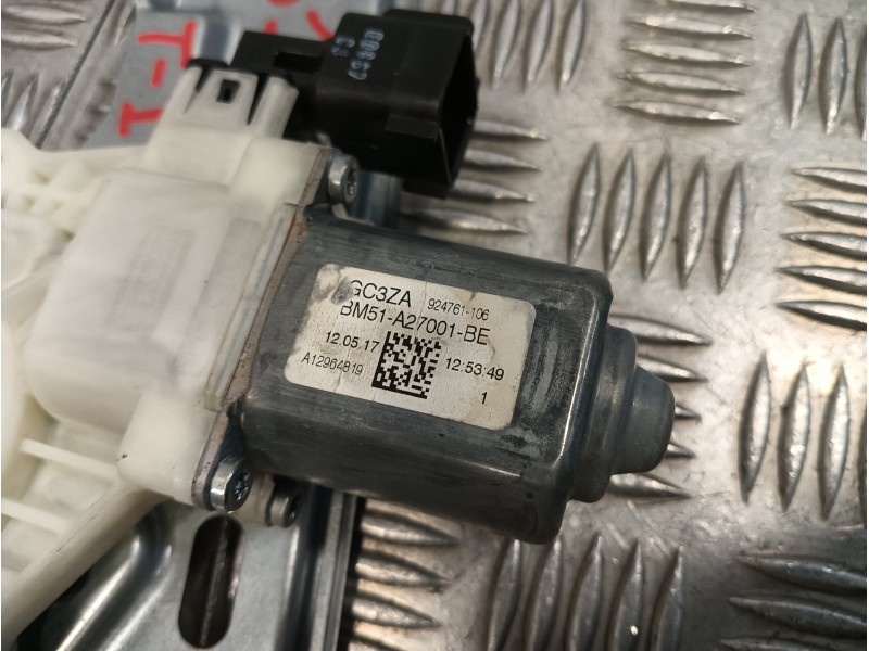 Recambio de elevalunas trasero izquierdo para ford focus lim. black&red referencia OEM IAM BM51A27001BE  A65082112