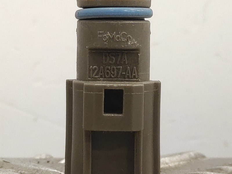 Recambio de sensor para ford focus lim. black&red referencia OEM IAM 12A697AA  