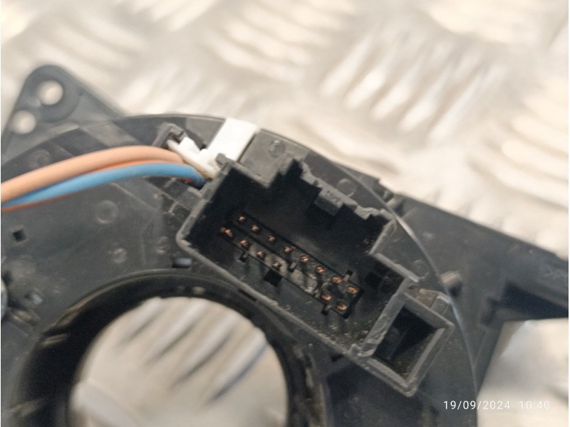 Recambio de anillo airbag para ford focus lim. black&red referencia OEM IAM ZWAC30123A  