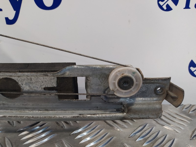 Recambio de elevalunas trasero derecho para renault megane ii familiar 1.5 dci diesel referencia OEM IAM   