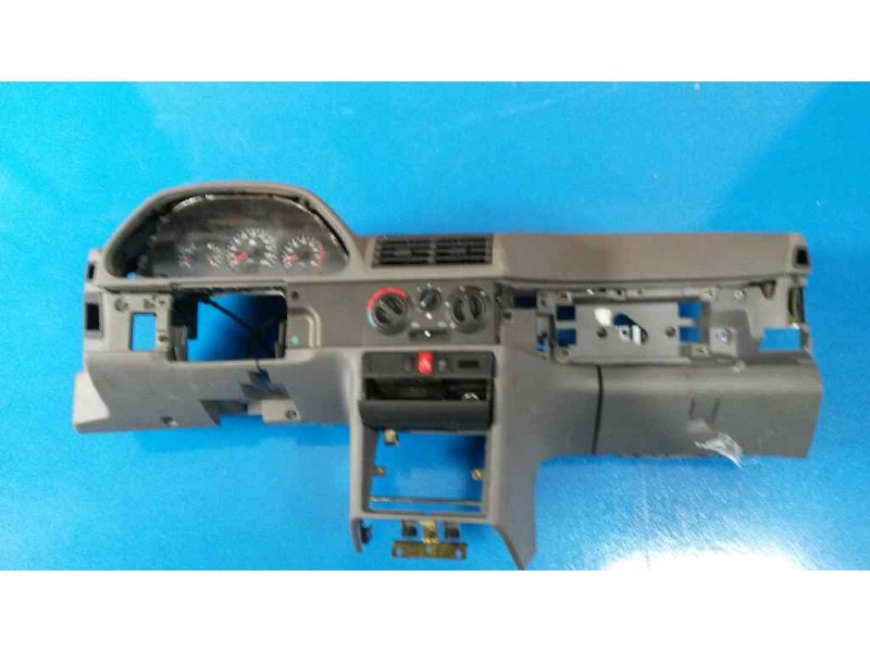 Recambio de salpicadero para alfa romeo 145 1.4 cat referencia OEM IAM AR33501  