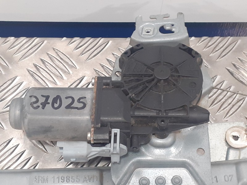 Recambio de elevalunas delantero derecho para peugeot 207 1.6 16v referencia OEM IAM 400912D  