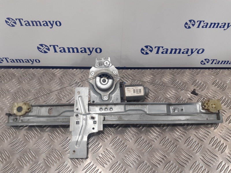 Recambio de elevalunas delantero derecho para peugeot 207 1.6 16v referencia OEM IAM 400912D  
