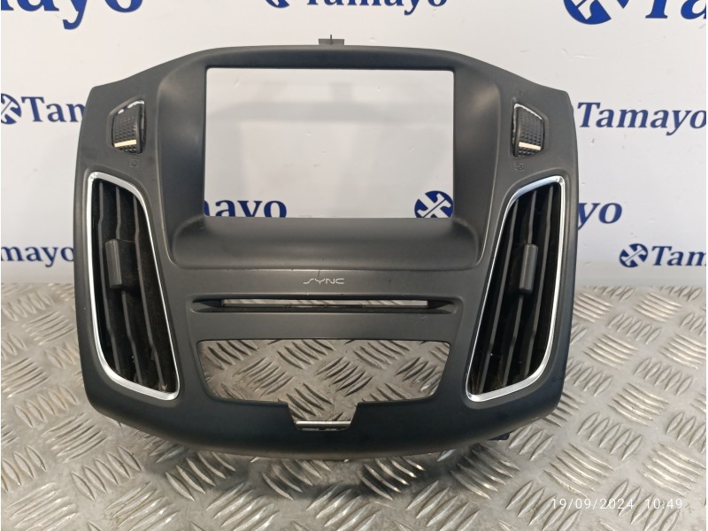 Recambio de rejilla aireadora para ford focus lim. black&red referencia OEM IAM F1EB18835E F1EBA014L21BB3JA6 F1EB18835N