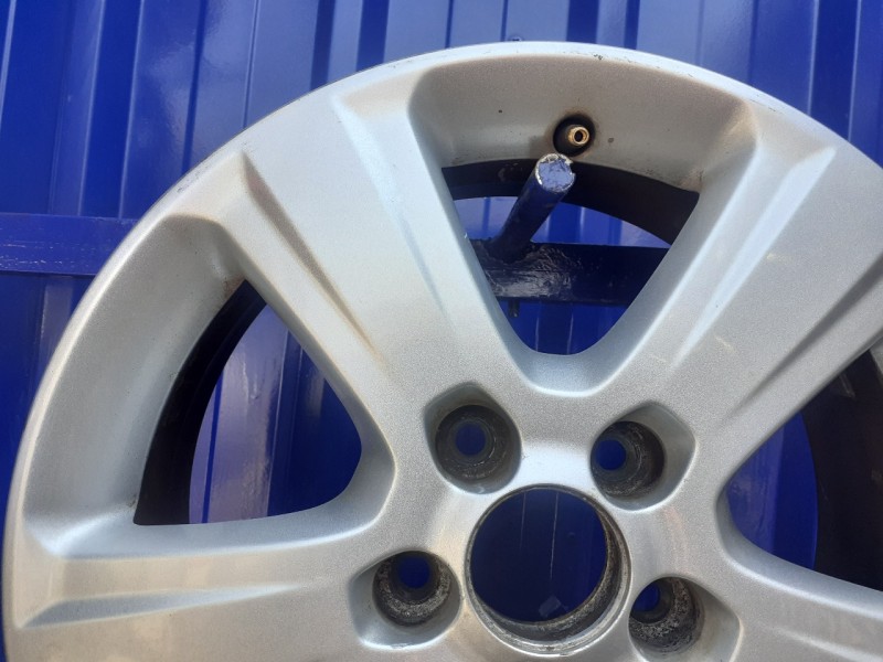 Recambio de llanta para opel zafira a 1.8 16v cat referencia OEM IAM 09127105  