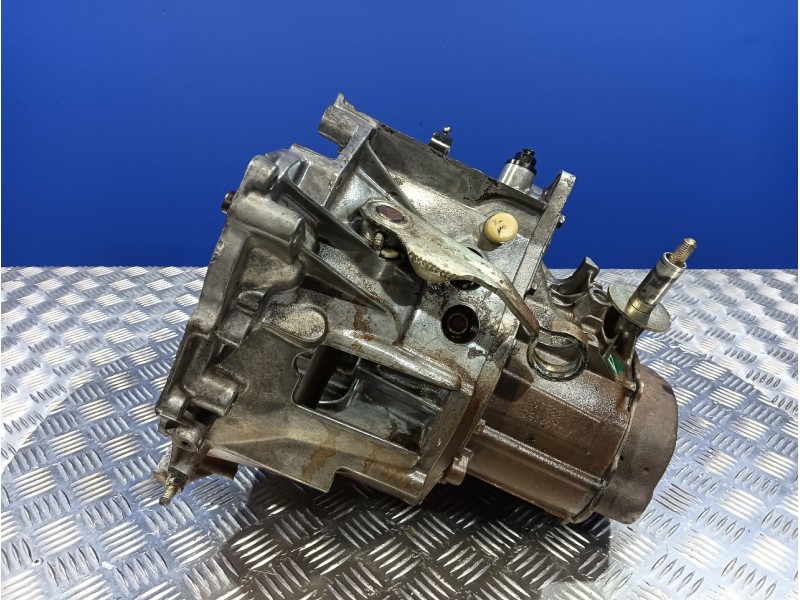 Recambio de caja cambios para citroën berlingo 1.9 diesel referencia OEM IAM 20TE22  