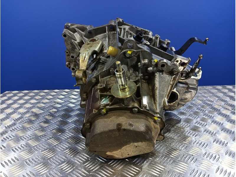Recambio de caja cambios para citroën berlingo 1.9 diesel referencia OEM IAM 20TE22  