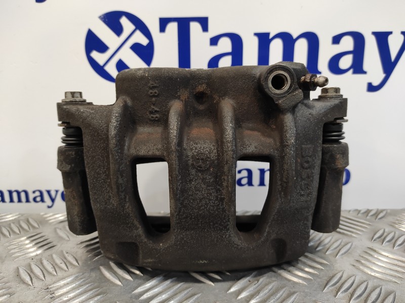 Recambio de pinza freno delantera derecha para nissan cabstar tl 110.35 referencia OEM IAM   